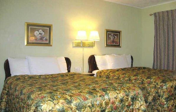 White Columns Motel Pine Mountain  Εξωτερικό φωτογραφία